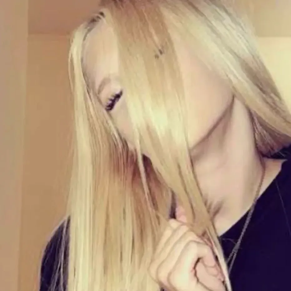 Alessia, 34 anni