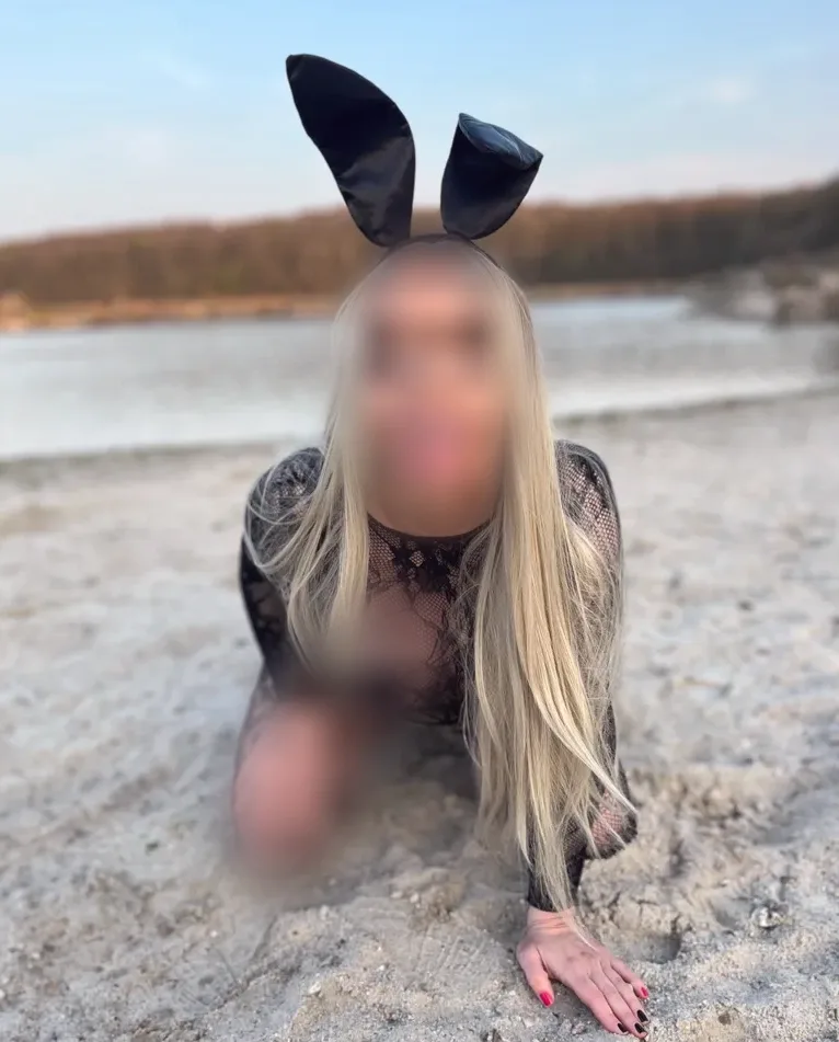 Aurora, 34 anni